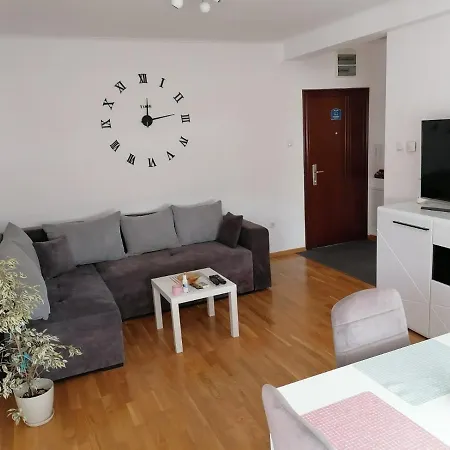 Paris -free Private Parking Apartment *